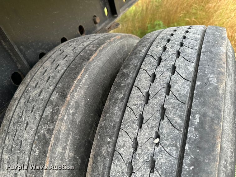 image for item DX0675 2015 Utility flatbed trailer