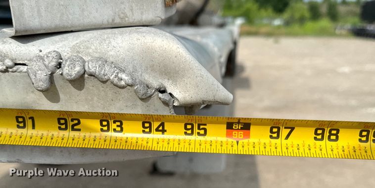 image for item DX0676 1993 Walker Stainless tank trailer