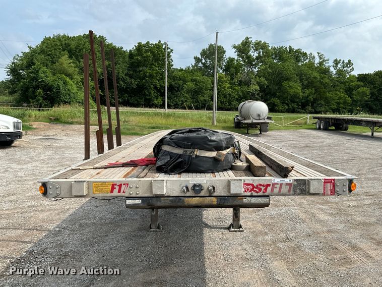 image for item DX0682 2014 Utility flatbed trailer