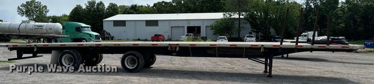 image for item DX0682 2014 Utility flatbed trailer