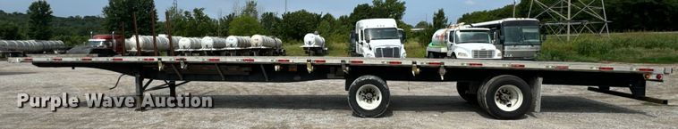 image for item DX0682 2014 Utility flatbed trailer