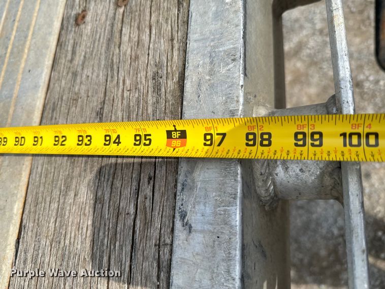 image for item DX0682 2014 Utility flatbed trailer