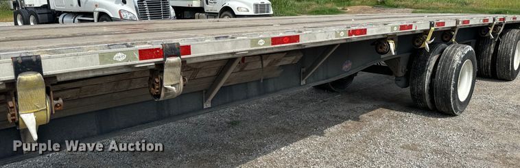 image for item DX0682 2014 Utility flatbed trailer