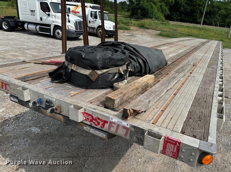 image for item DX0682 2014 Utility flatbed trailer