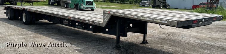 image for item DX0683 2006 Transcraft DTL-2100 drop deck trailer