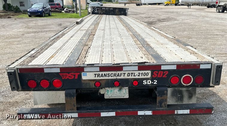 image for item DX0683 2006 Transcraft DTL-2100 drop deck trailer