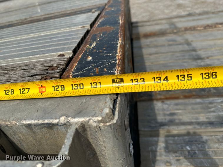 image for item DX0683 2006 Transcraft DTL-2100 drop deck trailer