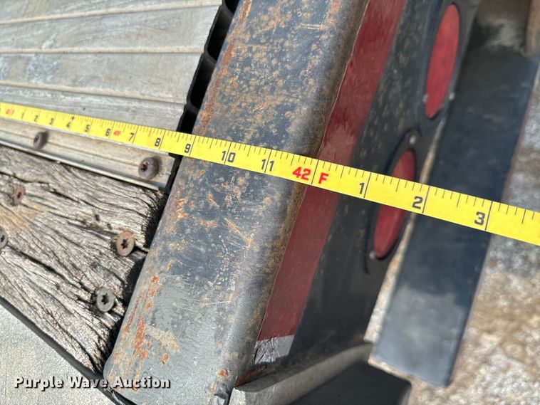 image for item DX0683 2006 Transcraft DTL-2100 drop deck trailer