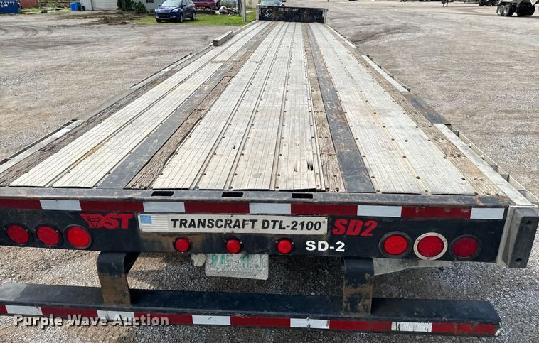 image for item DX0683 2006 Transcraft DTL-2100 drop deck trailer