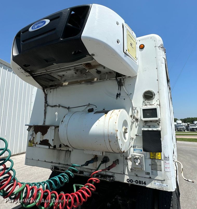 image for item DX0752 2000 Hackney & Sons refrigerated van trailer