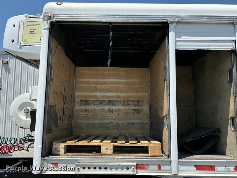 image for item DX0752 2000 Hackney & Sons refrigerated van trailer