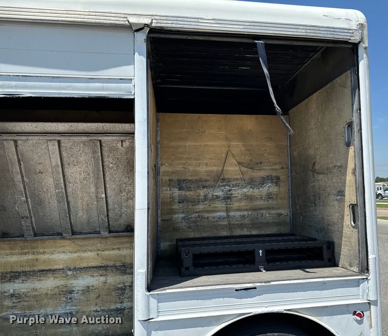image for item DX0752 2000 Hackney & Sons refrigerated van trailer