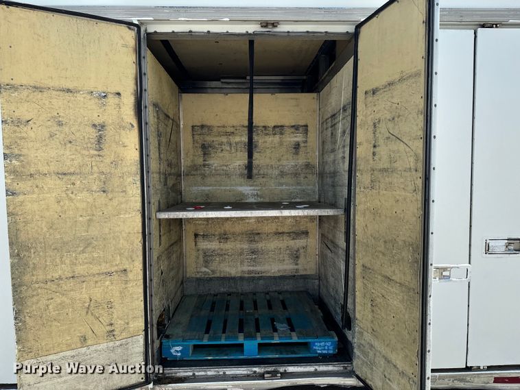 image for item DX0752 2000 Hackney & Sons refrigerated van trailer