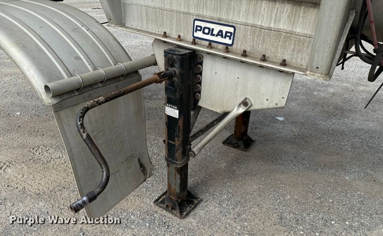 image for item DX0796 2013 Polar tank trailer