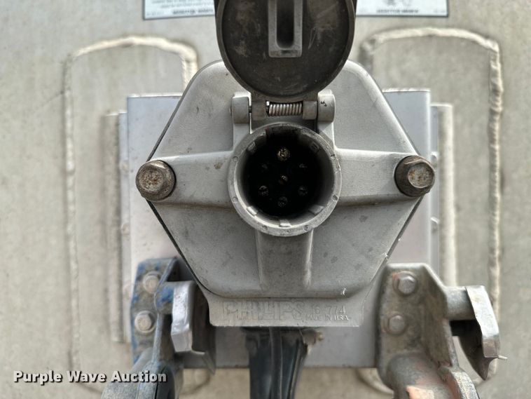 image for item DX0797 2016 Polar tank trailer