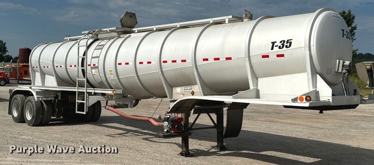 image for item DX0798 2014 Polar tank trailer