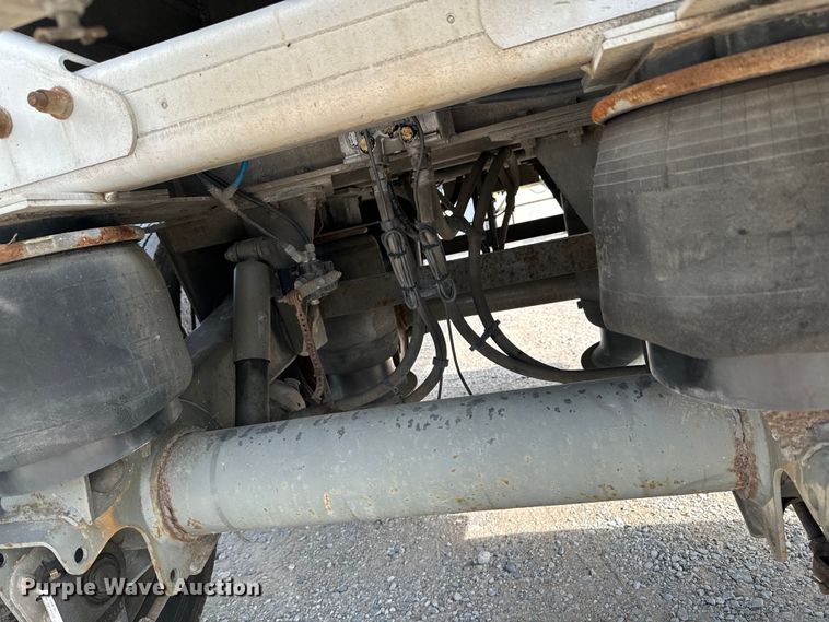 image for item DX0798 2014 Polar tank trailer