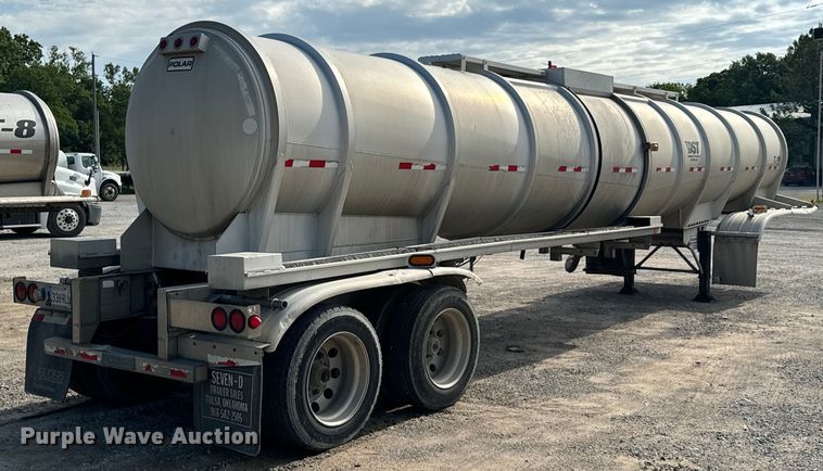 image for item DX0799 2015 Polar tank trailer
