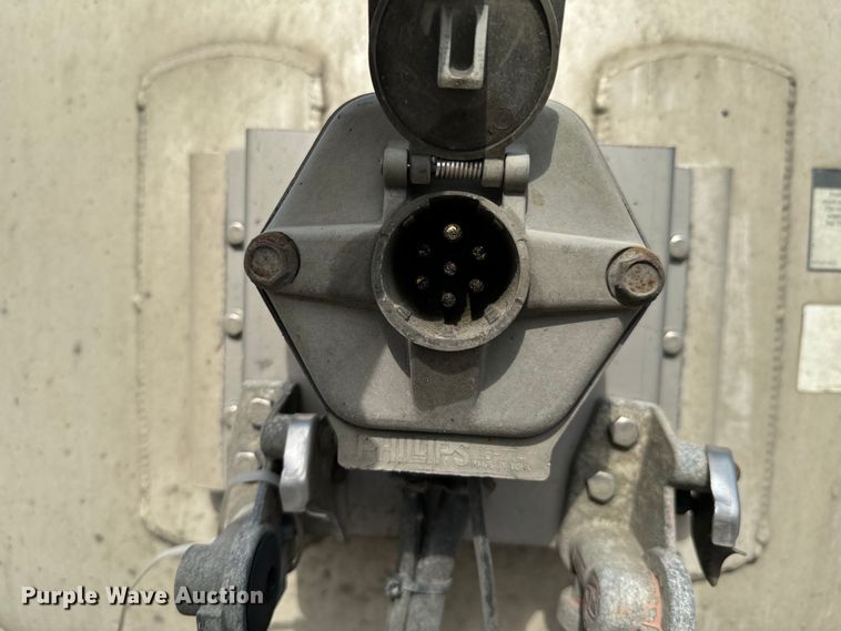 image for item DX0799 2015 Polar tank trailer