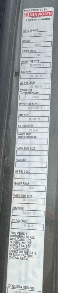 image for item EE7471 2015 Kenworth  T680 semi truck