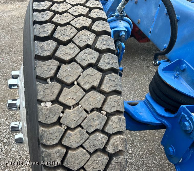 image for item EG0679 1996 Peterbilt  377 semi truck