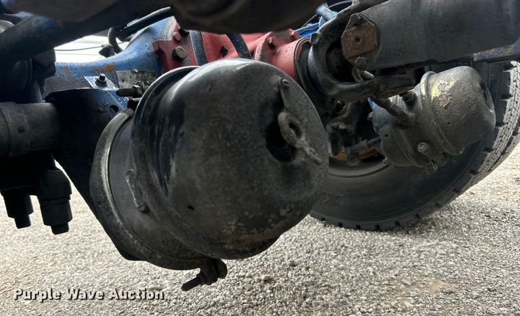 image for item EG0679 1996 Peterbilt  377 semi truck