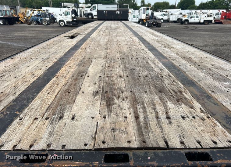 image for item EG0685 2007 Wabash SF-650H S2 flatbed trailer