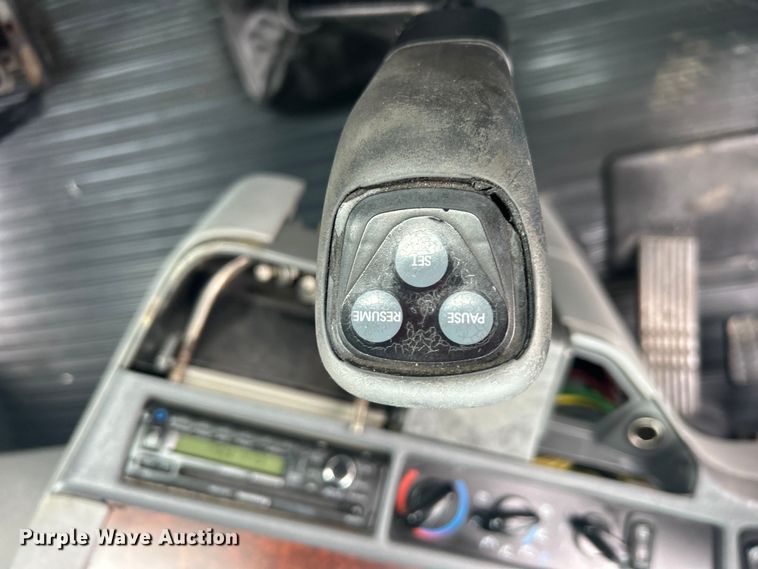 image for item EG0686 2002 Freightliner  Century Class semi truck