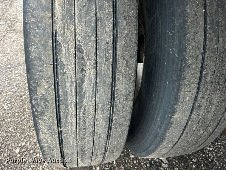 image for item EG0687 2013 Great Dane CSF1214-20053 dry van trailer