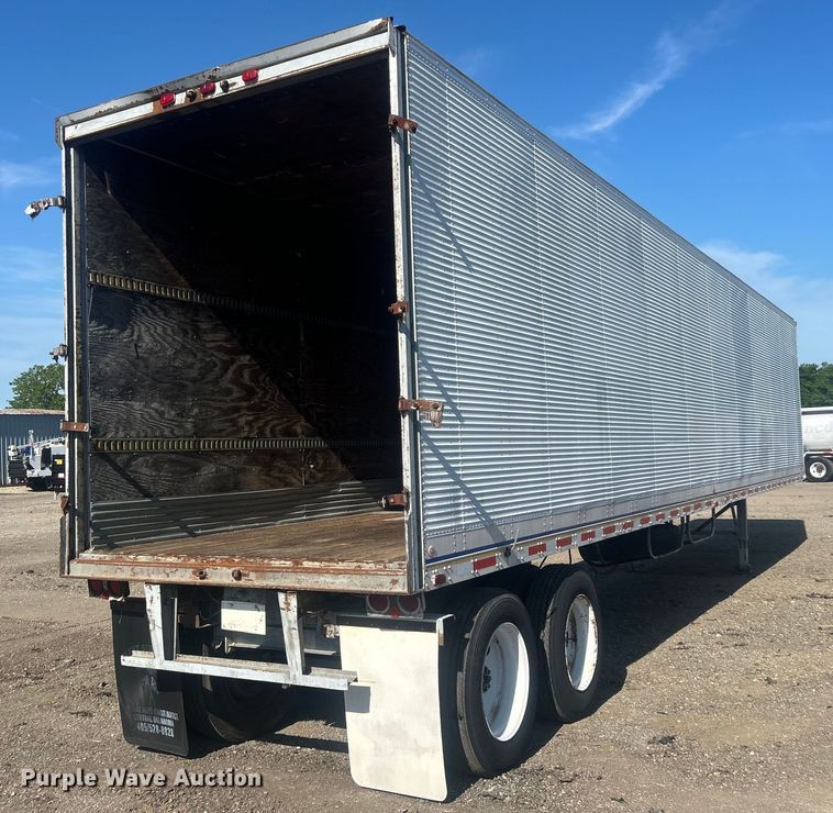 image for item EG0696 1982 Hobbs dry van trailer