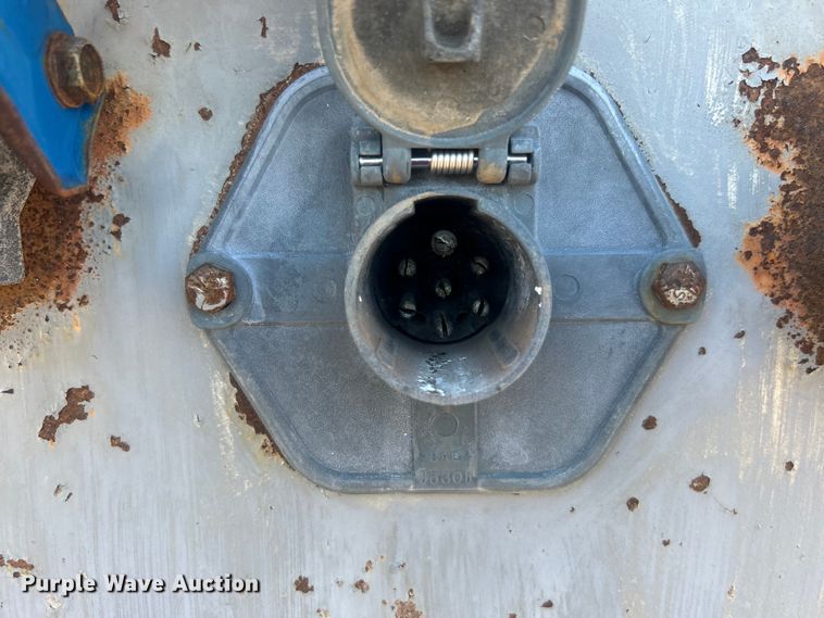 image for item EG0696 1982 Hobbs dry van trailer