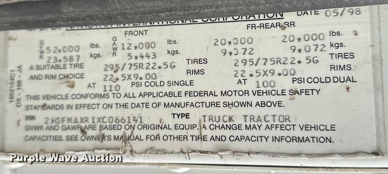 image for item EG1468 1999 International  9200 semi truck