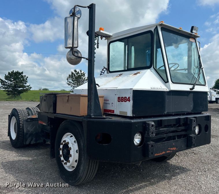 image for item EG1543 1986 SISU USA 5984 yard truck