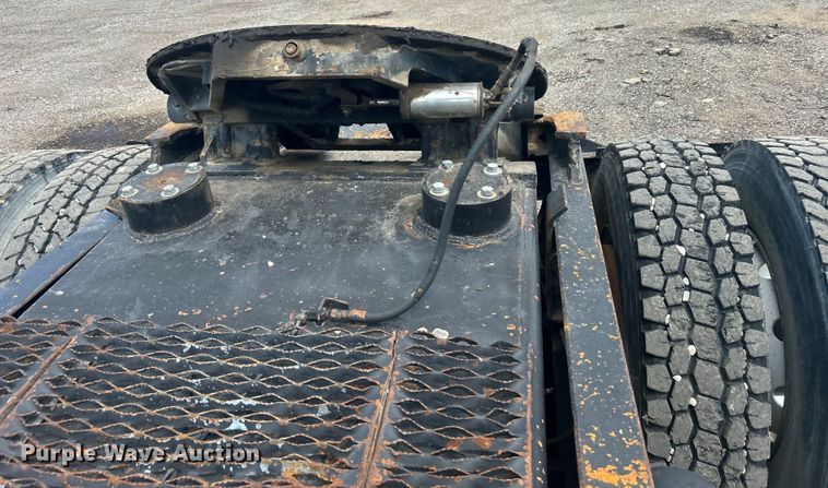 image for item EG1543 1986 SISU USA 5984 yard truck