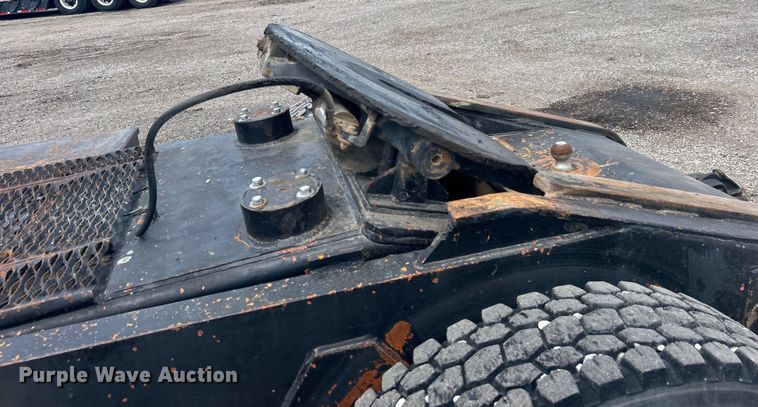 image for item EG1543 1986 SISU USA 5984 yard truck