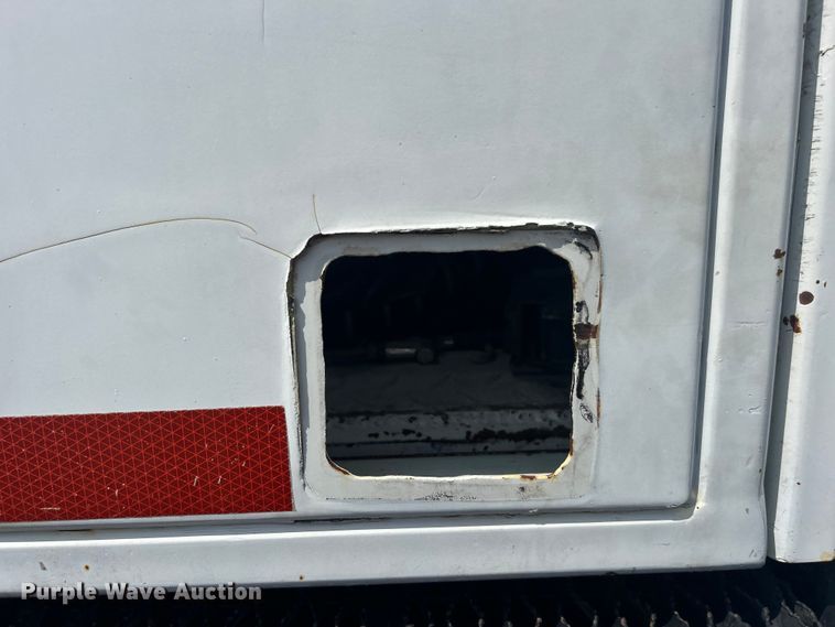 image for item EG1543 1986 SISU USA 5984 yard truck