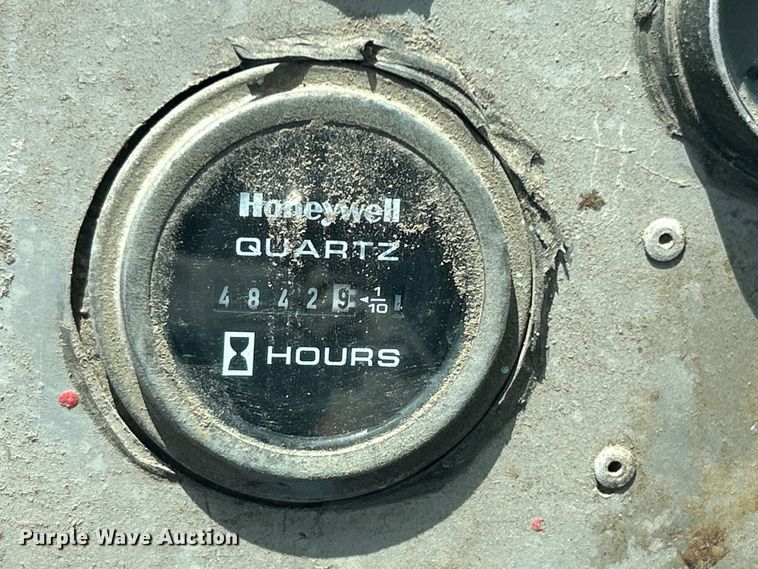 image for item EG1543 1986 SISU USA 5984 yard truck