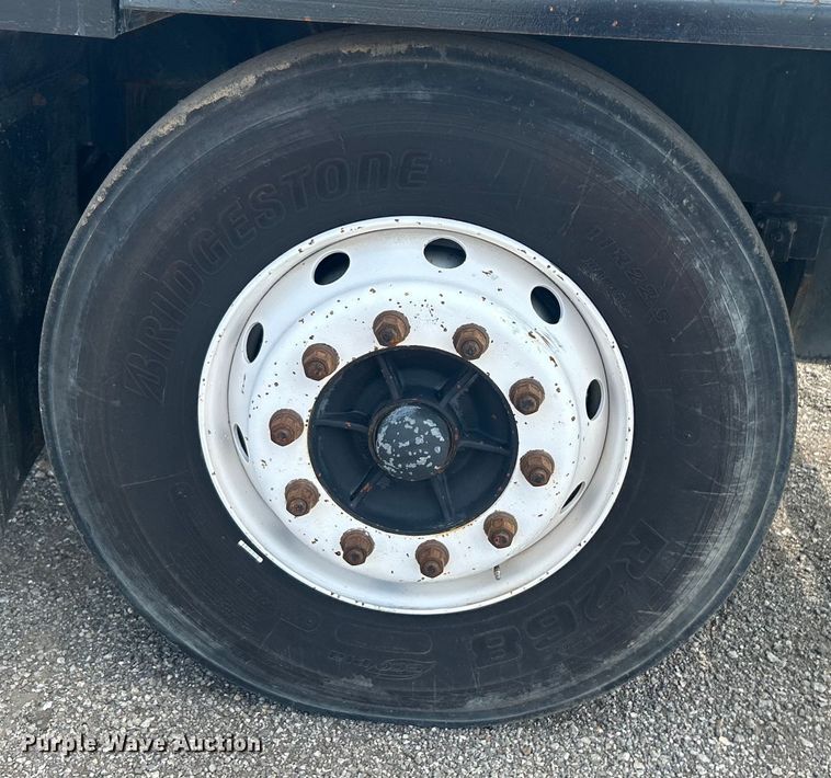 image for item EG1543 1986 SISU USA 5984 yard truck