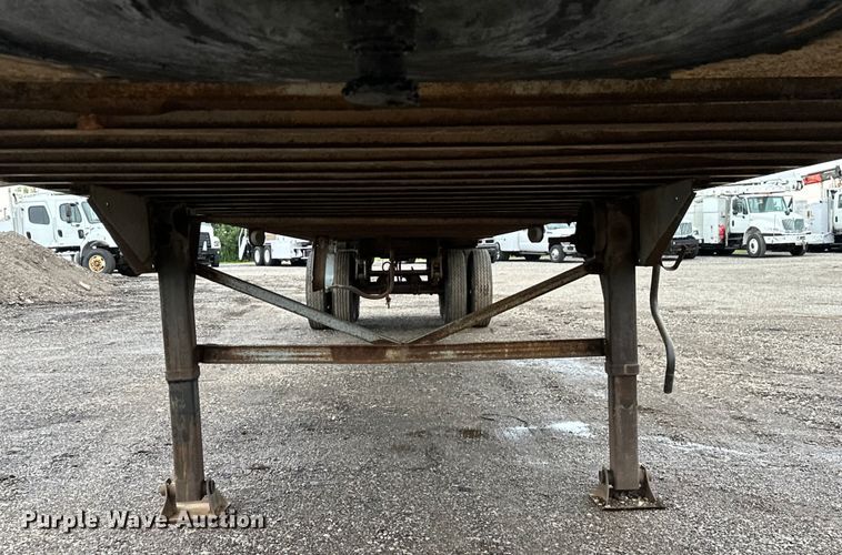 image for item EG1635 1991 Lufkin TFV-IP dry van trailer