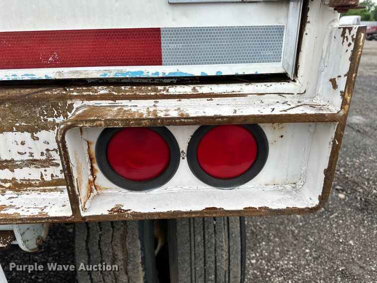 image for item EG1635 1991 Lufkin TFV-IP dry van trailer