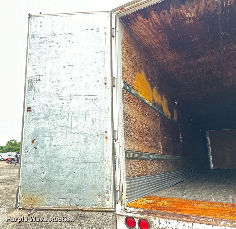 image for item EG1635 1991 Lufkin TFV-IP dry van trailer