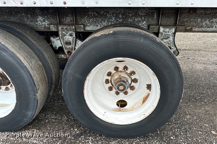 image for item EG1635 1991 Lufkin TFV-IP dry van trailer