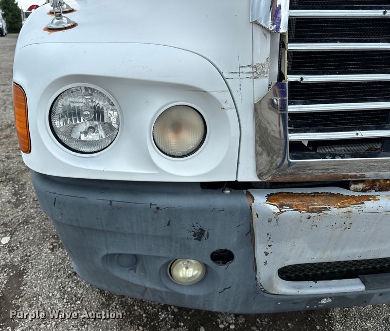 image for item EG1639 2009 Freightliner  Century Class S/T semi truck