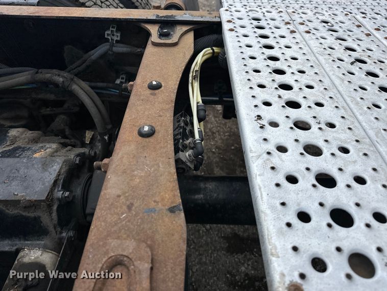 image for item EG1639 2009 Freightliner  Century Class S/T semi truck