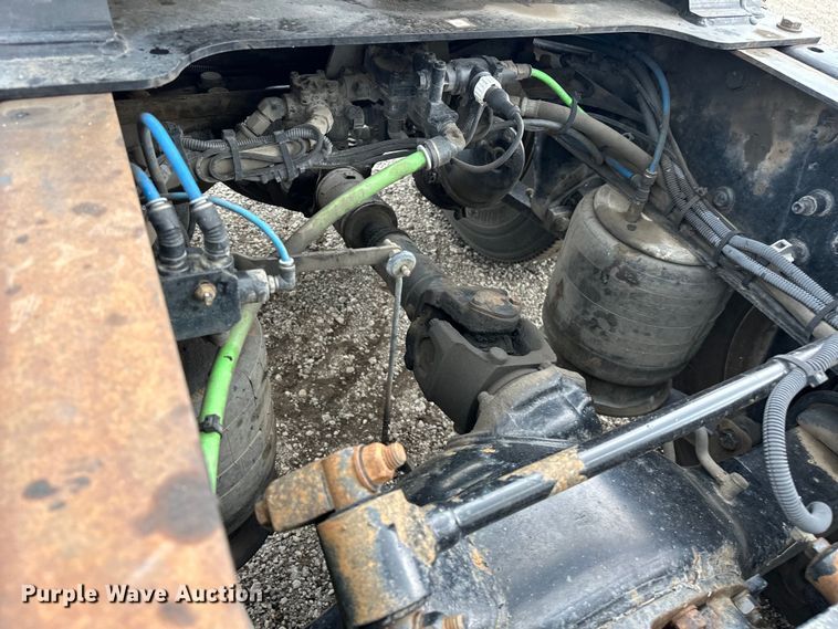 image for item EG1639 2009 Freightliner  Century Class S/T semi truck