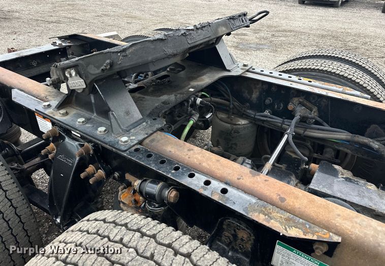 image for item EG1639 2009 Freightliner  Century Class S/T semi truck