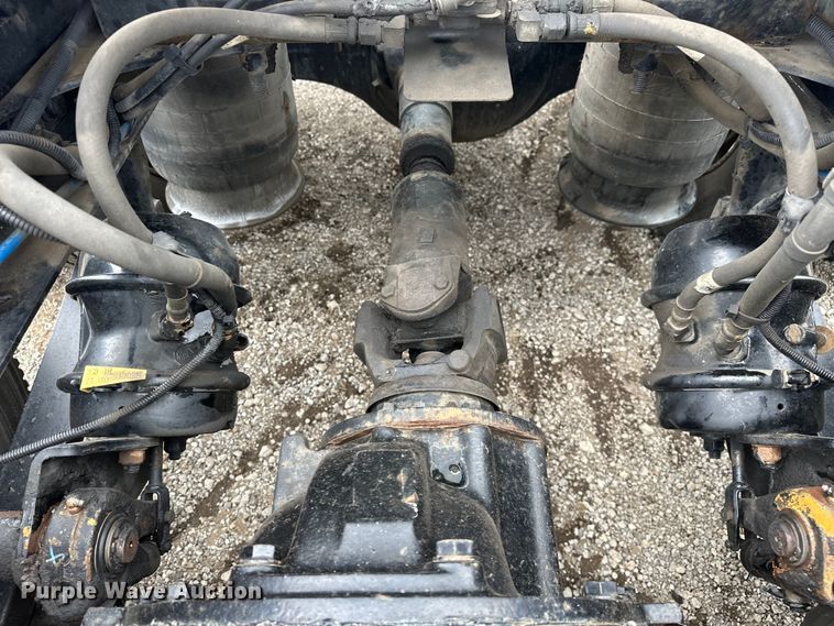 image for item EG1639 2009 Freightliner  Century Class S/T semi truck