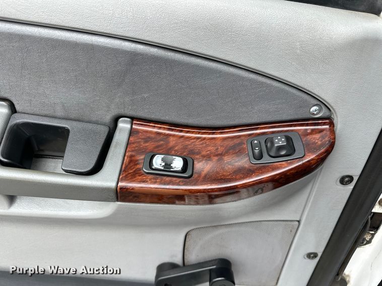 image for item EG1639 2009 Freightliner  Century Class S/T semi truck