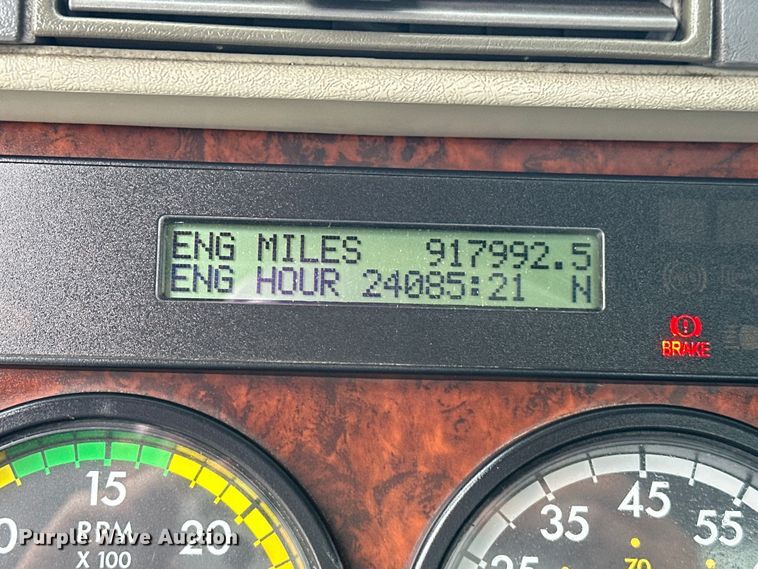 image for item EG1639 2009 Freightliner  Century Class S/T semi truck