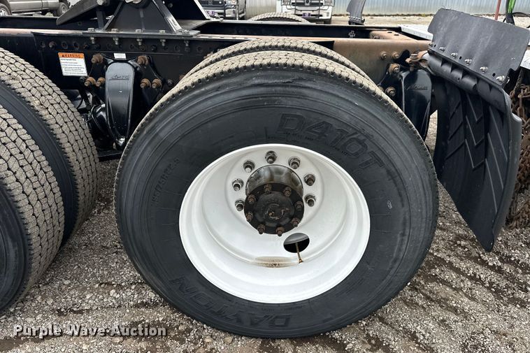 image for item EG1639 2009 Freightliner  Century Class S/T semi truck